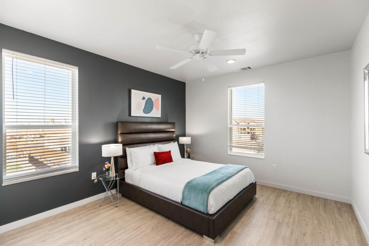 Flatz432 Apartments By Barsala Midland Esterno foto