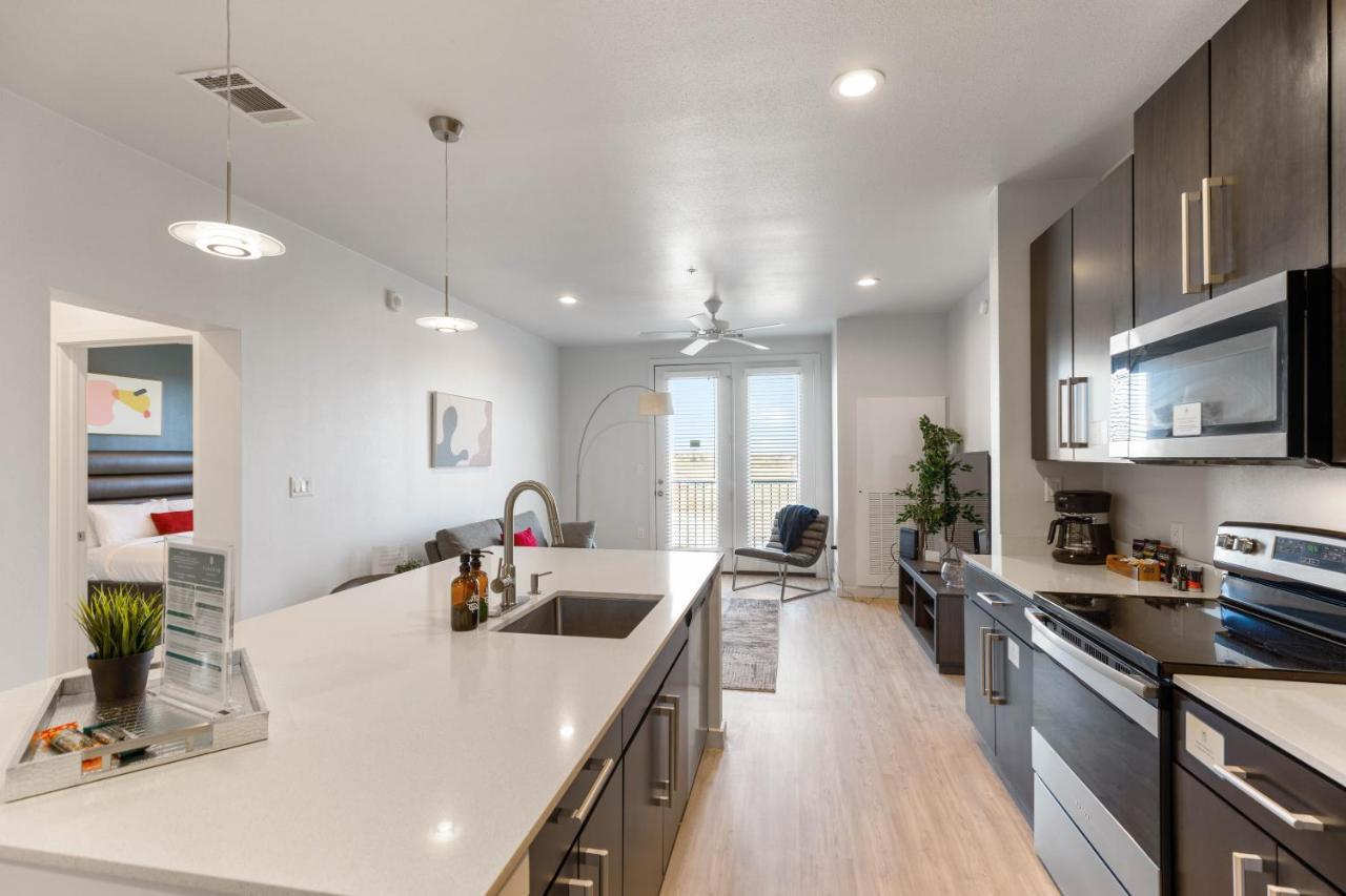 Flatz432 Apartments By Barsala Midland Esterno foto