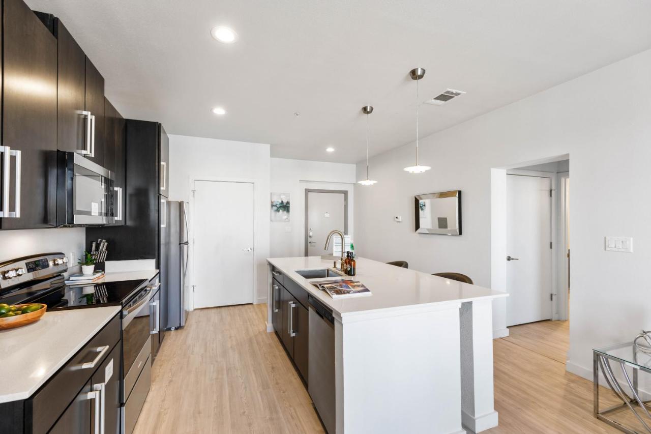 Flatz432 Apartments By Barsala Midland Esterno foto