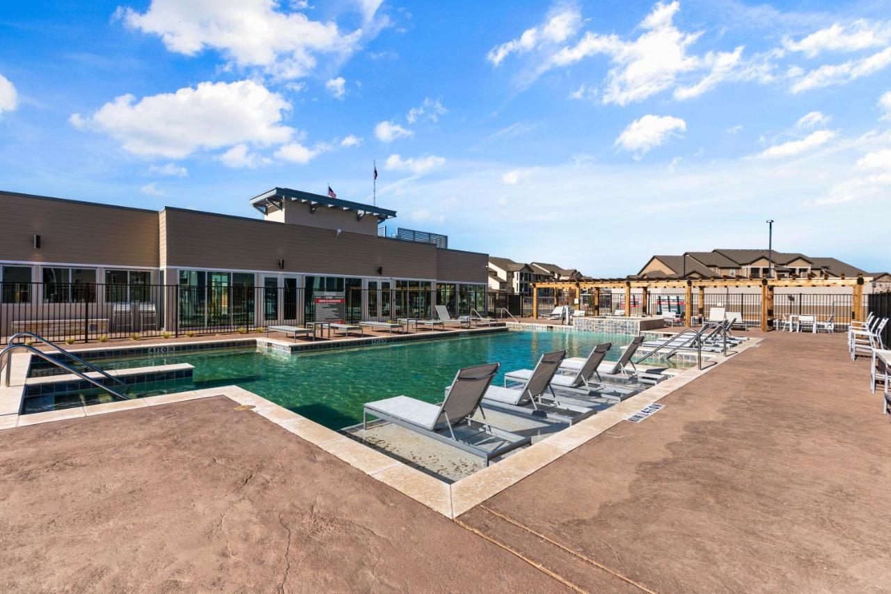Flatz432 Apartments By Barsala Midland Esterno foto
