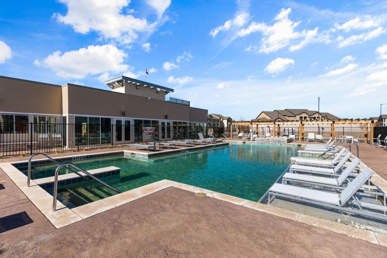 Flatz432 Apartments By Barsala Midland Esterno foto