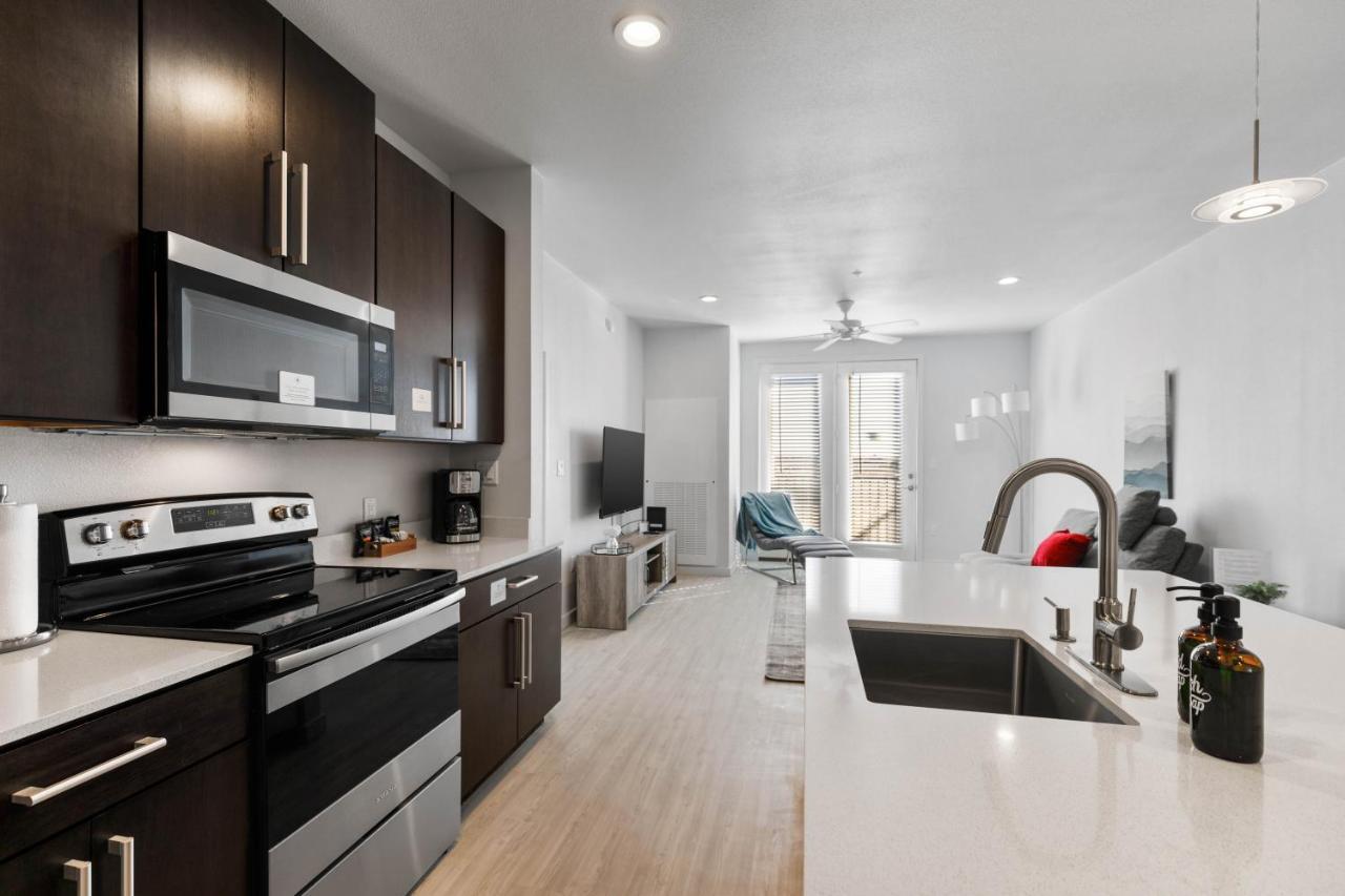 Flatz432 Apartments By Barsala Midland Esterno foto